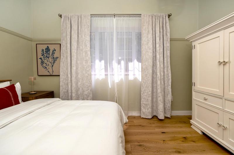 To Let 2 Bedroom Property for Rent in Sea Point Western Cape